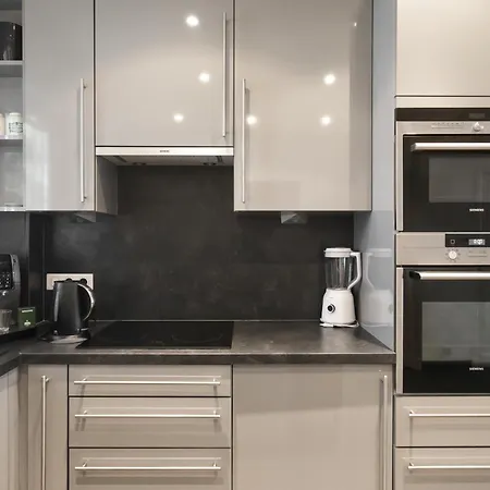 Le Grain D'or Yourhosthelper *